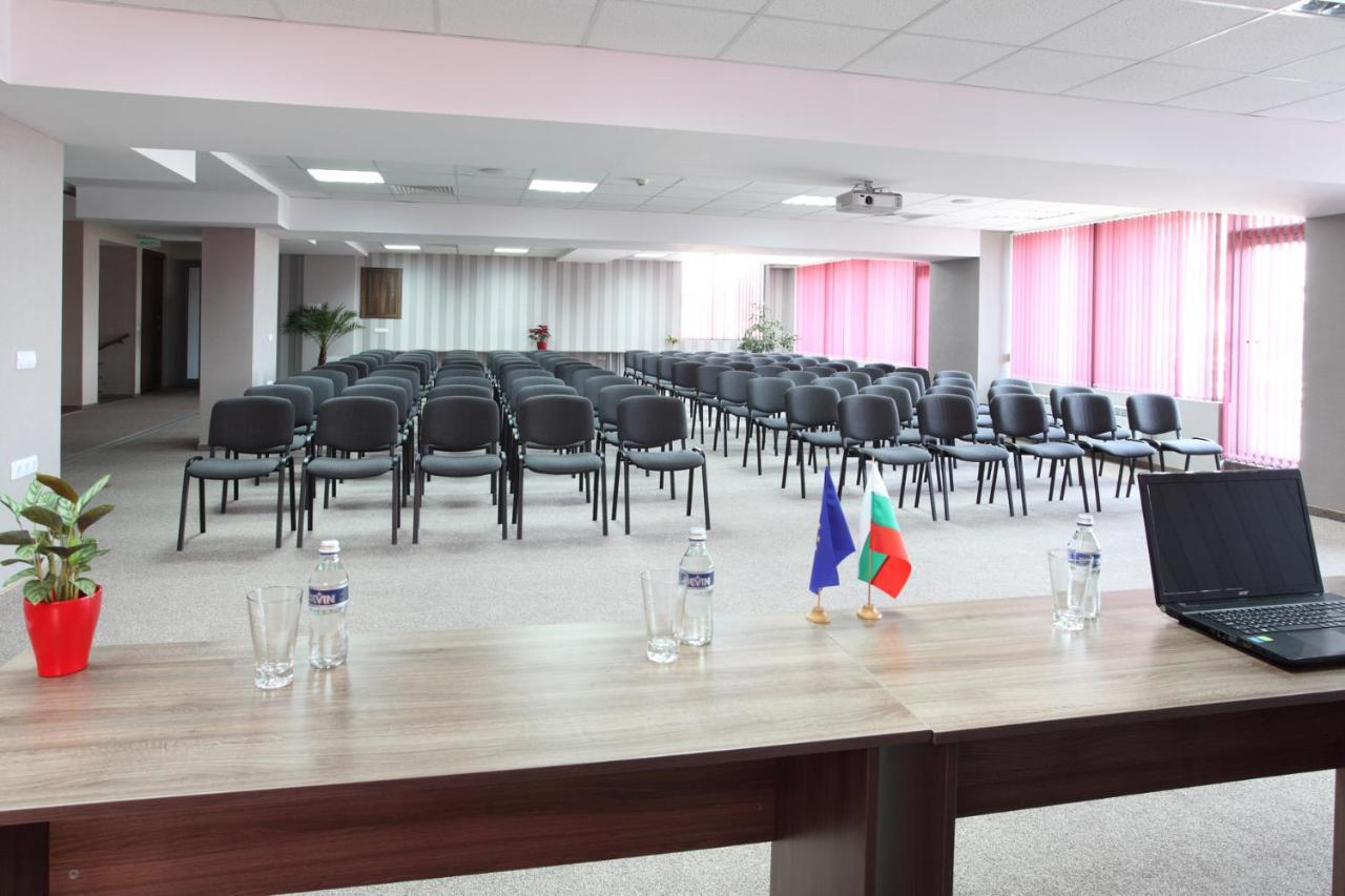 Teodora Palace Hotel Rusze Kültér fotó