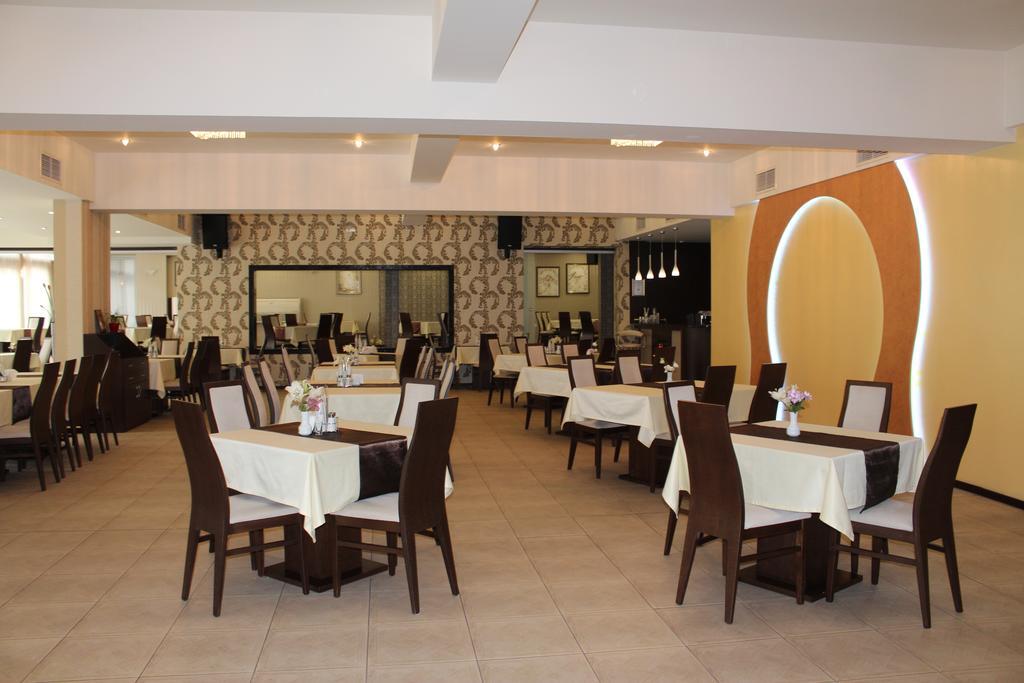 Teodora Palace Hotel Rusze Kültér fotó